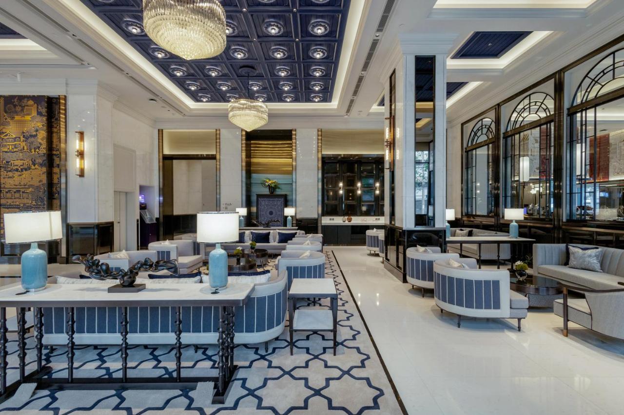 Hotel Grande Centre Point Surawong Bangkok Esterno foto The lobby of the hotel