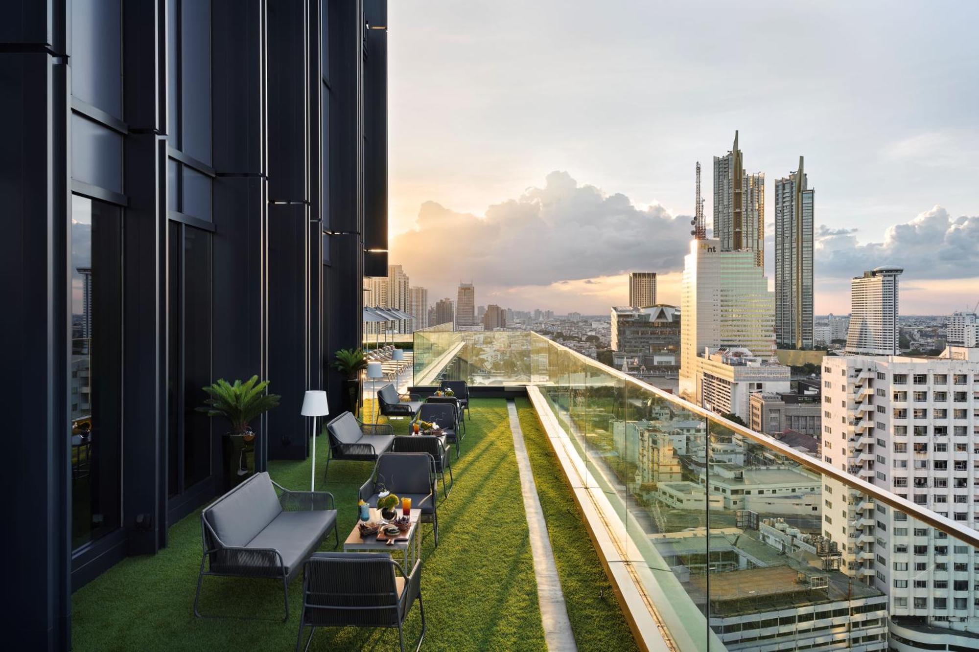 Hotel Grande Centre Point Surawong Bangkok Esterno foto The 100, Bangkok